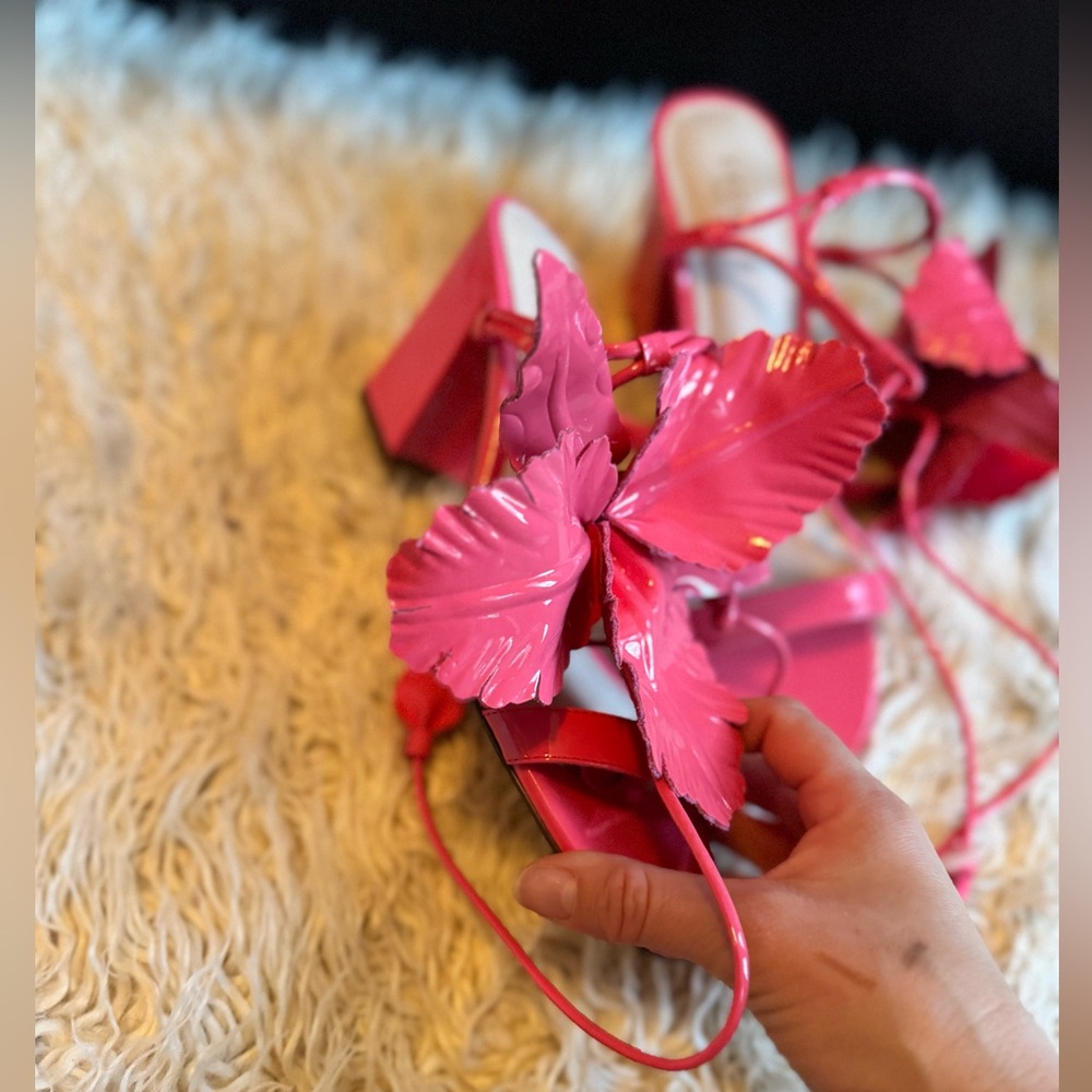 Cecelia New York : HIBISCUS. Color Coral. Elegant Pink Floral Women's Heels - Picture 9 of 10
